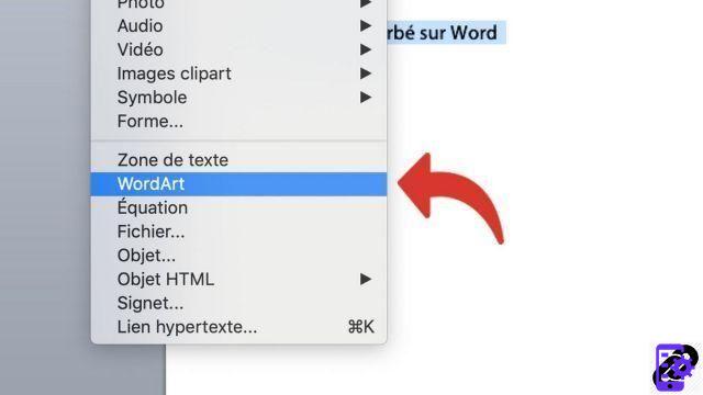 ¿Cómo escribir texto curvo en Word?