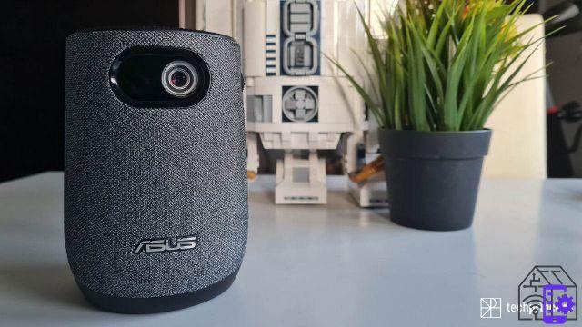 A revisão do ASUS ZenBeam Latte L1: original, portátil, mas imperfeito