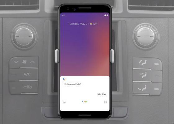 Usa Google Assistant en el coche y evita multas: 6 comandos útiles en tus viajes
