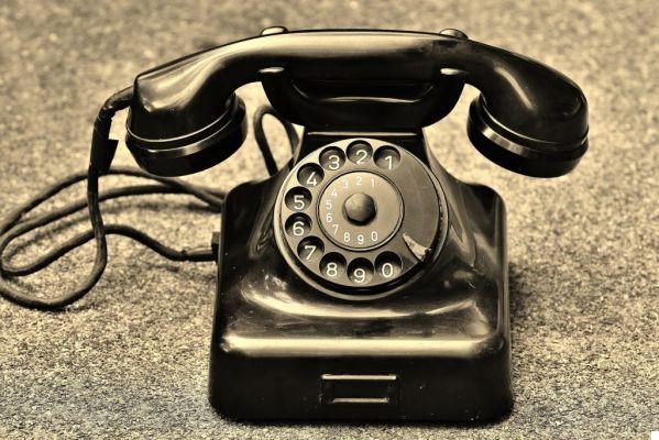 How the telephone has changed: from Meucci to Steve Jobs