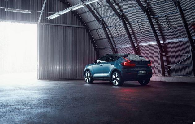 Volvo C40 Recharge, the first SUV coupé challenges the Germans: sporty aesthetics and only in electric version