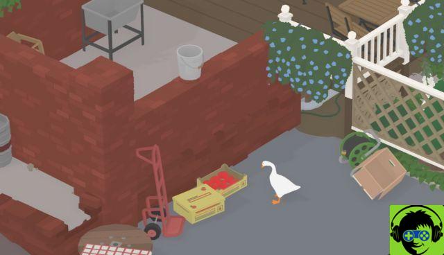 Untitled Goose Game: come far cadere il secchio sull'uomo muscoloso