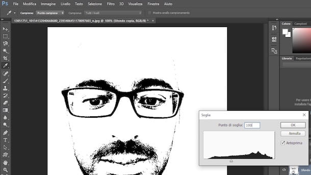 How to vectorize an image with Photoshop