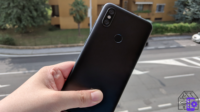 Xiaomi Mi A2 review, the best buy with Android One