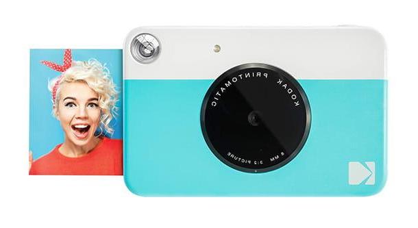 Best Instant Cameras: Buying Guide