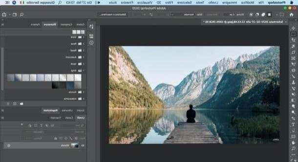 How to straighten a photo with Photoshop