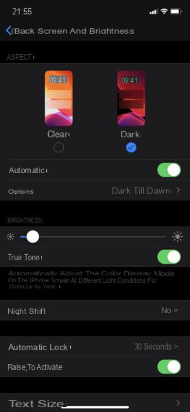 How to disable WhatsApp black (dark mode)