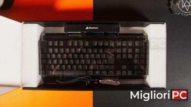 Revisão do Skiller SGK60 • O melhor teclado mecânico da Sharkoon?